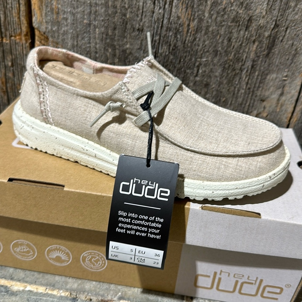 Hey Dude/ Wendy /Dusty Inca